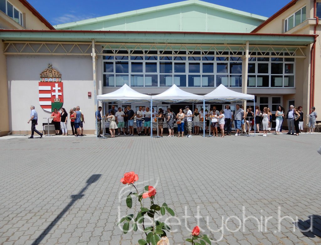 Semmelweis napi party 81